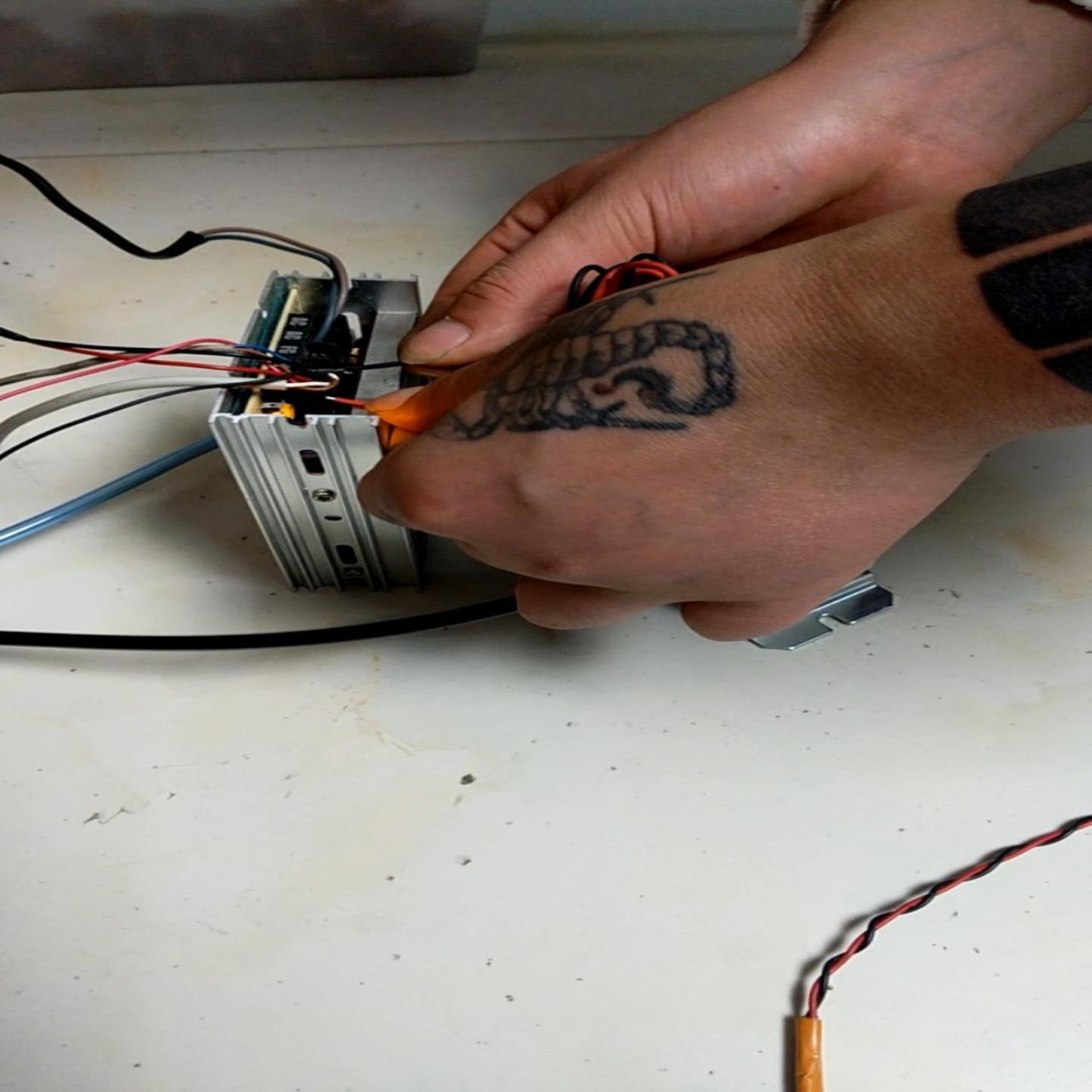 日本SMC电磁阀1个VP542R-5LOUE1-03A-F【议价】