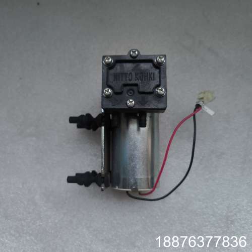 DP0105-X1-0001嗝膜泵进口真空泵，物品实图拍摄，议价