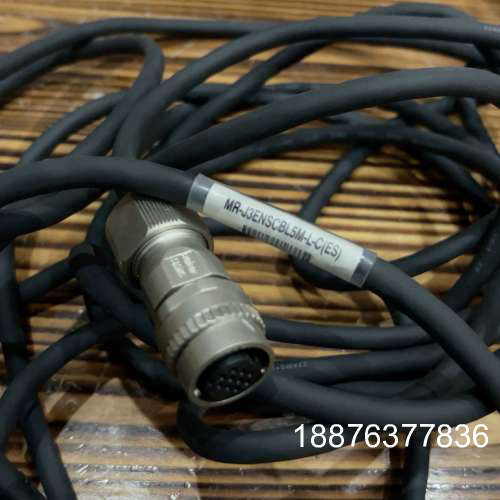 三菱伺服电机编码器线，实物图片，型号MR-J3ENSCBL5议价