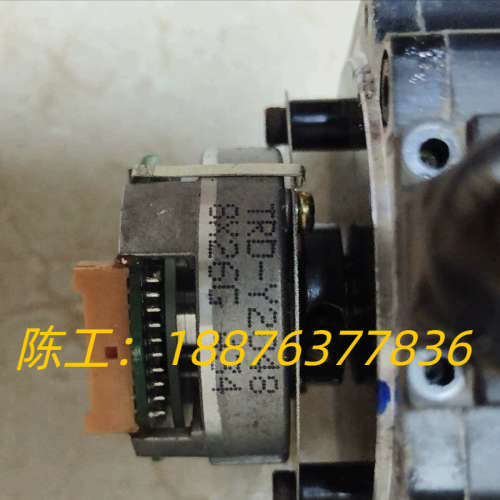 安川SGM-04U3B4L伺服电机  ，剪线，后壳破，编码器议价