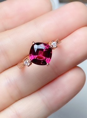 丛利 s925银方8×8玫瑰金色镶嵌天然镁铝石榴石戒指白金色女戒