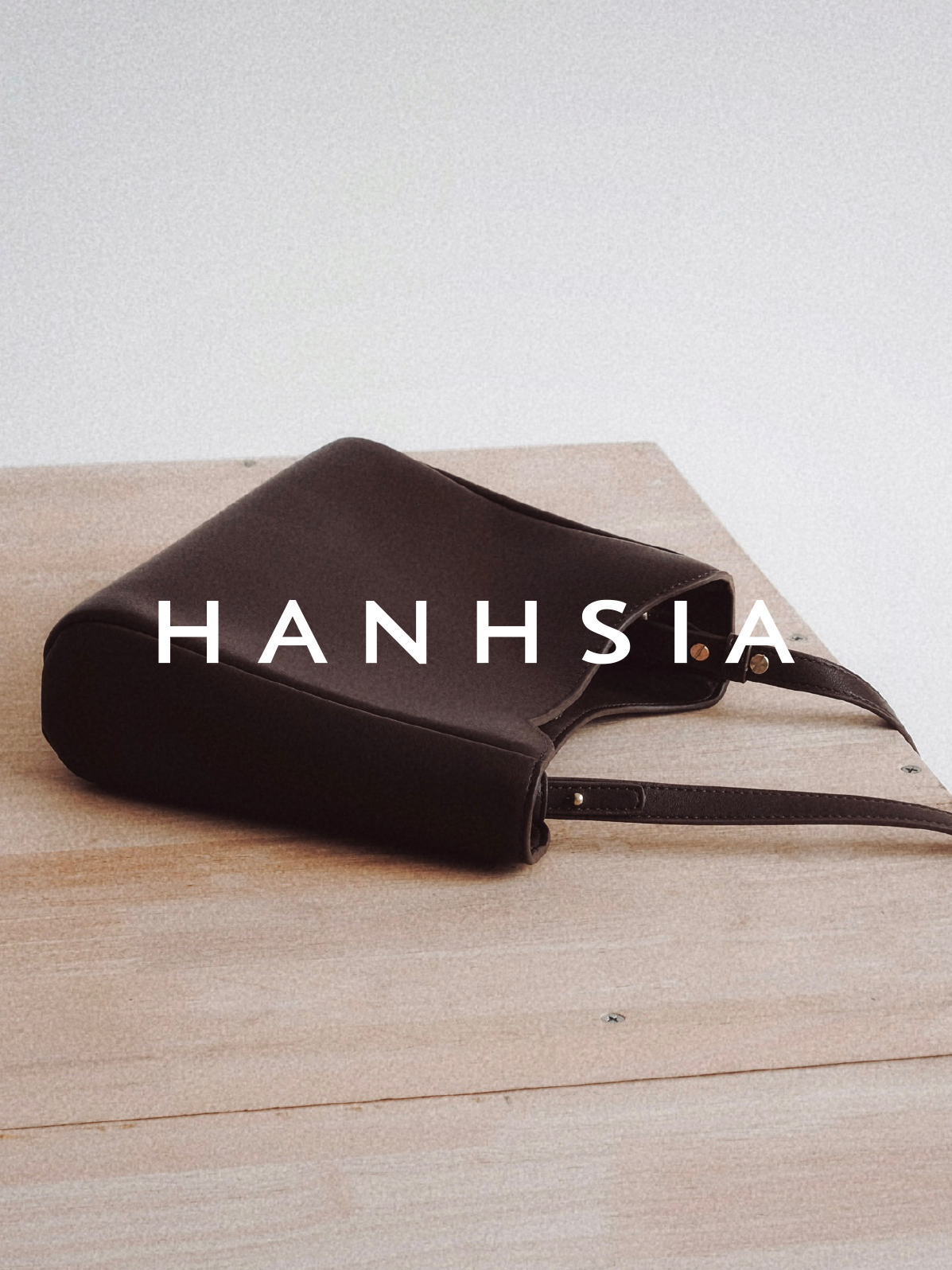 HANHSIA/函夏手工牛皮大容量单肩斜挎包小众设计静奢风托特包女包