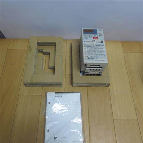 安川变频器V7系列 0.1kw/0.2kw/0.75kw/1.5Kw/2.2kw/3.7kw 议价