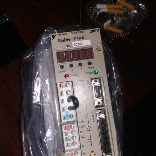 伺服驱动器SGDV-7R6A11A库存现货欢迎议价当天发货测试OK包邮