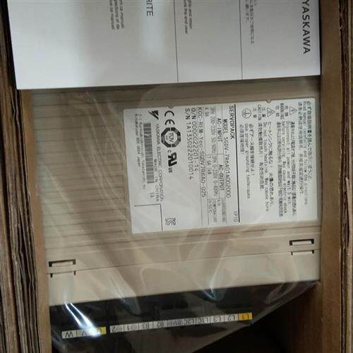 SGDS-A5A01AR  SGDS-A5A01A 安川驱动器质保1年