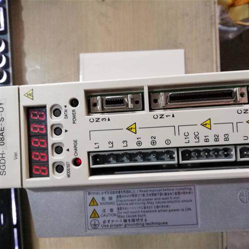 伺服驱动器SGDH-08AE-S-OY质保一年 全新原装现货 议价