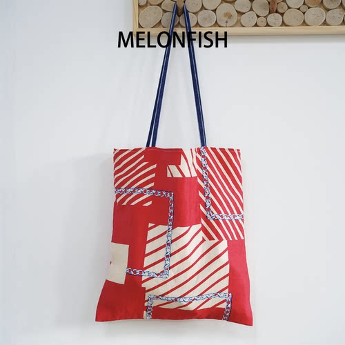 MELONFISH巴黎火焰帆布托特包