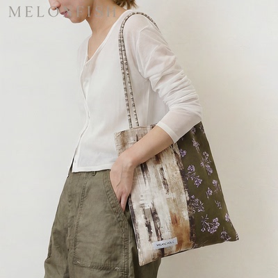 拜占庭撞色大容量帆布托特包