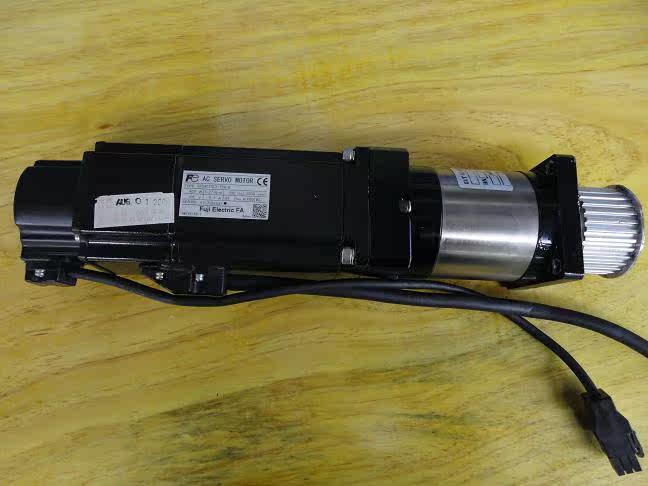 富士CYS401DC2-T2A-B伺服电机带减速器|msdalam kategori Aksesori Digital 3C, pasaran komponen elektronik, Litar Bersepadu IC/motor, motor/motor - dari Buy2taobao.com untuk memberikan perkhidmatan ejen Taobao profesional membeli