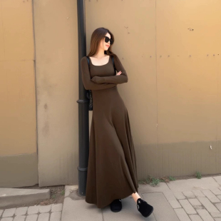 显瘦显高u领简约新款 秋日纸片人 大A连衣裙秋 270克棉磨毛