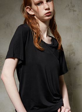 Hanes x Karla 2025夏季新款炭黑色进口铜氨丝短袖T恤女薄款内搭