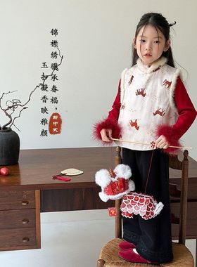 新年战袍提前备！马年国风节日穿搭，喜庆配色不张扬旗袍马甲