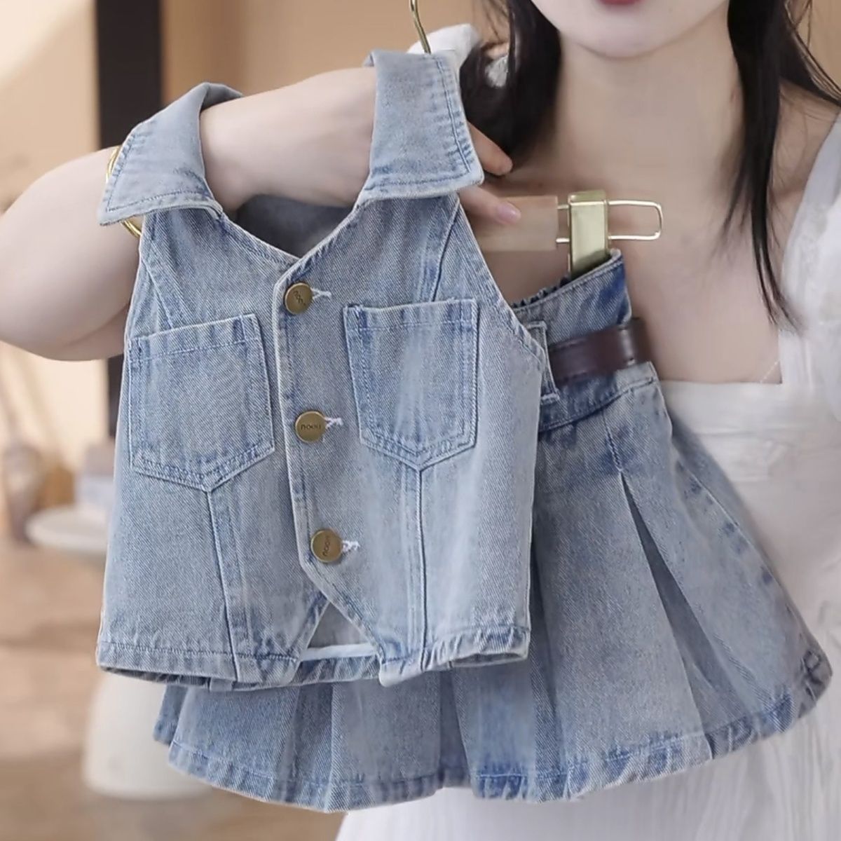 女童套装夏季2025新款韩版儿童牛仔裙洋气女宝宝背心两件套裙潮