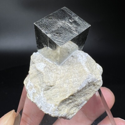 黄铁矿Pyrite 精品矿物晶体矿物标本矿石宝石原石收藏品观赏石