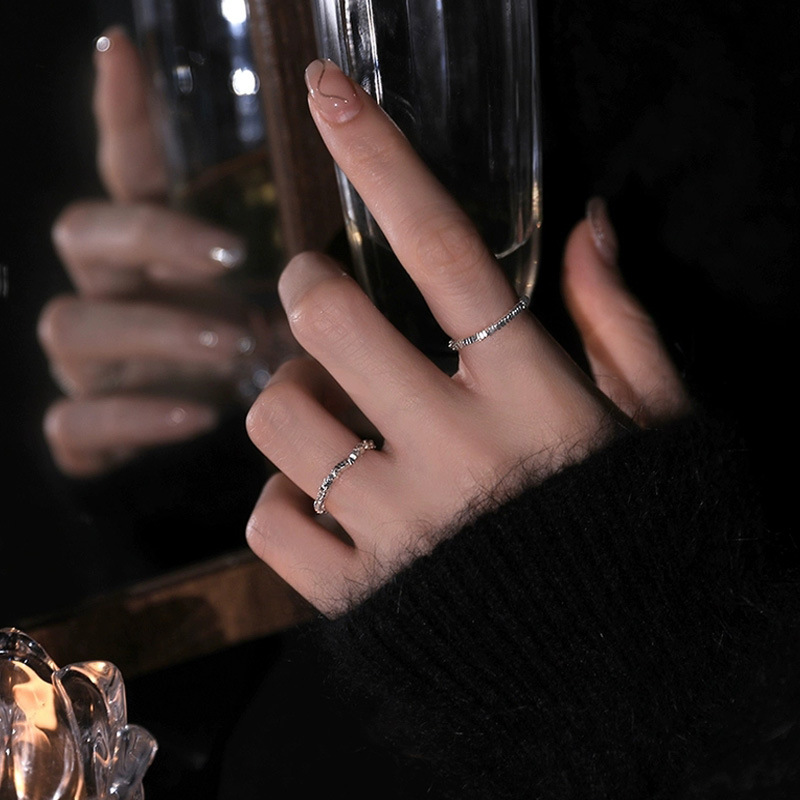 极细2mm碎银几两戒指轻奢小众设计ins风叠戴素圈食指戒关节戒指环