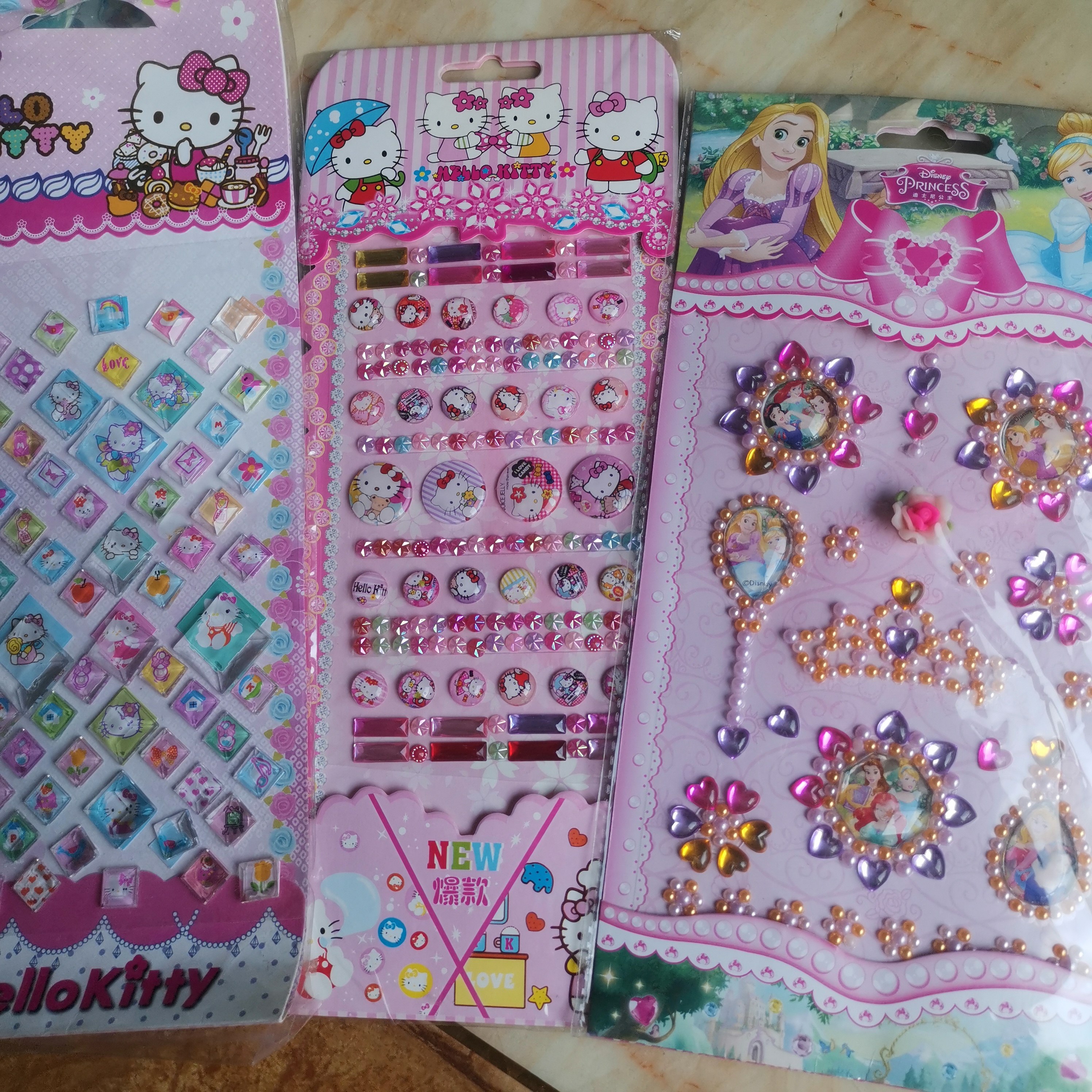 儿童奖励贴纸女孩钻石贴画KT猫宝石公主立体手工粘贴卡通女孩,玩具/童车/益智/积木/模型,贴纸,淘宝优惠券,粉丝福利购,淘宝优惠卷