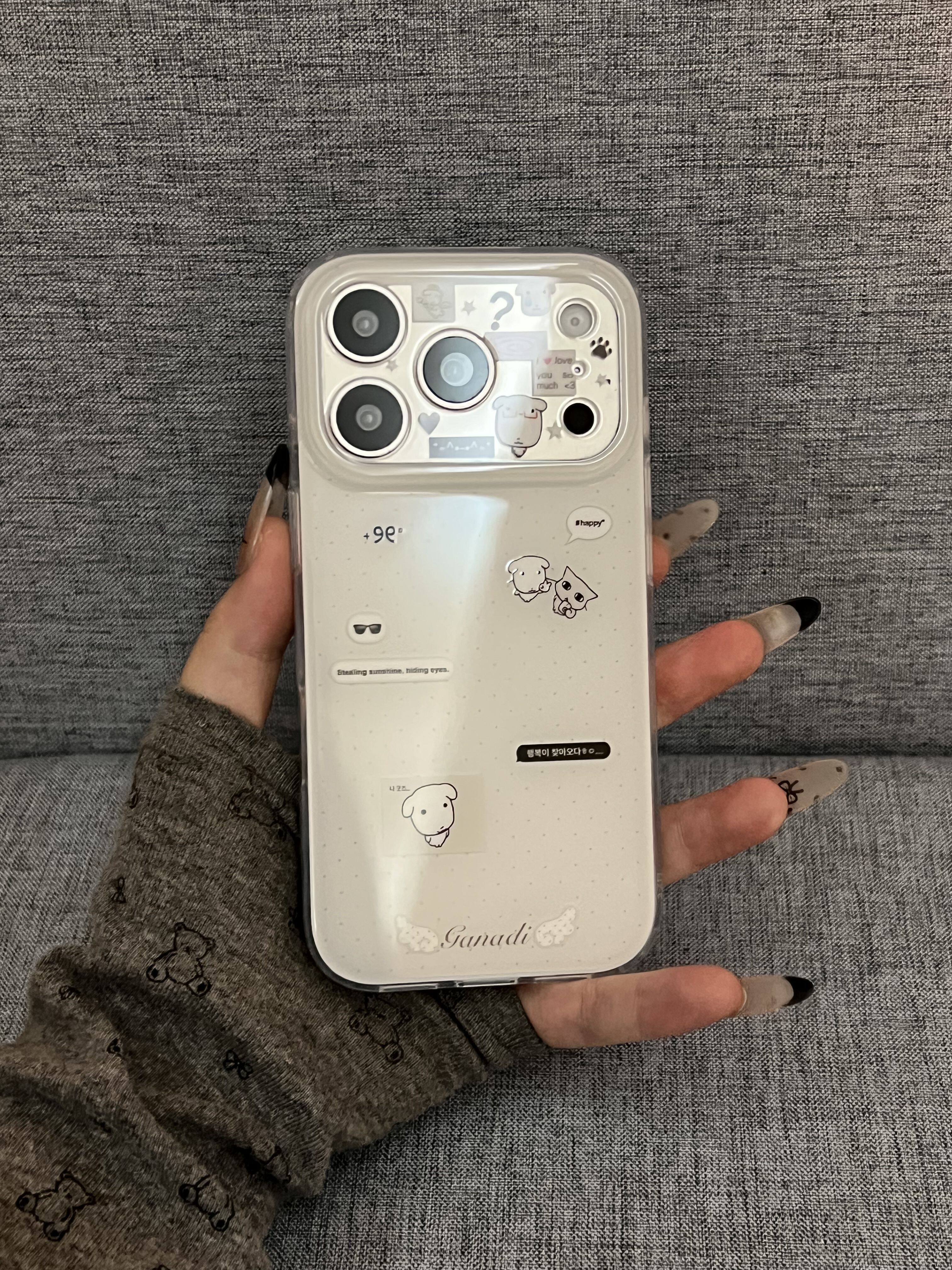 西多士白底斑点韩文线条大头白狗适用于苹果手机壳iphone17proiphone16
