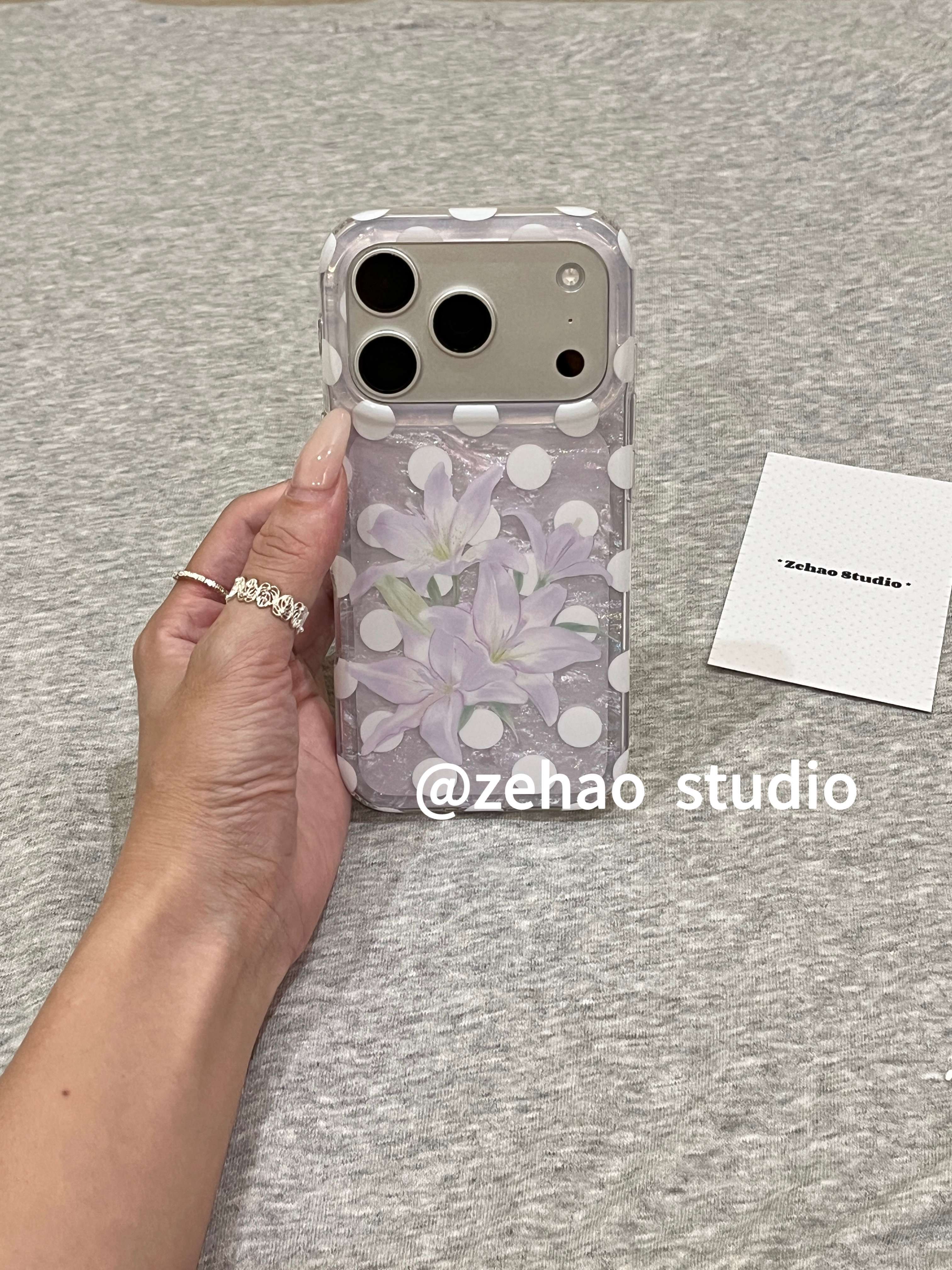 西多士紫色贝壳纹波点百合适用于苹果17pro双层iphone16亮面15ins手机壳