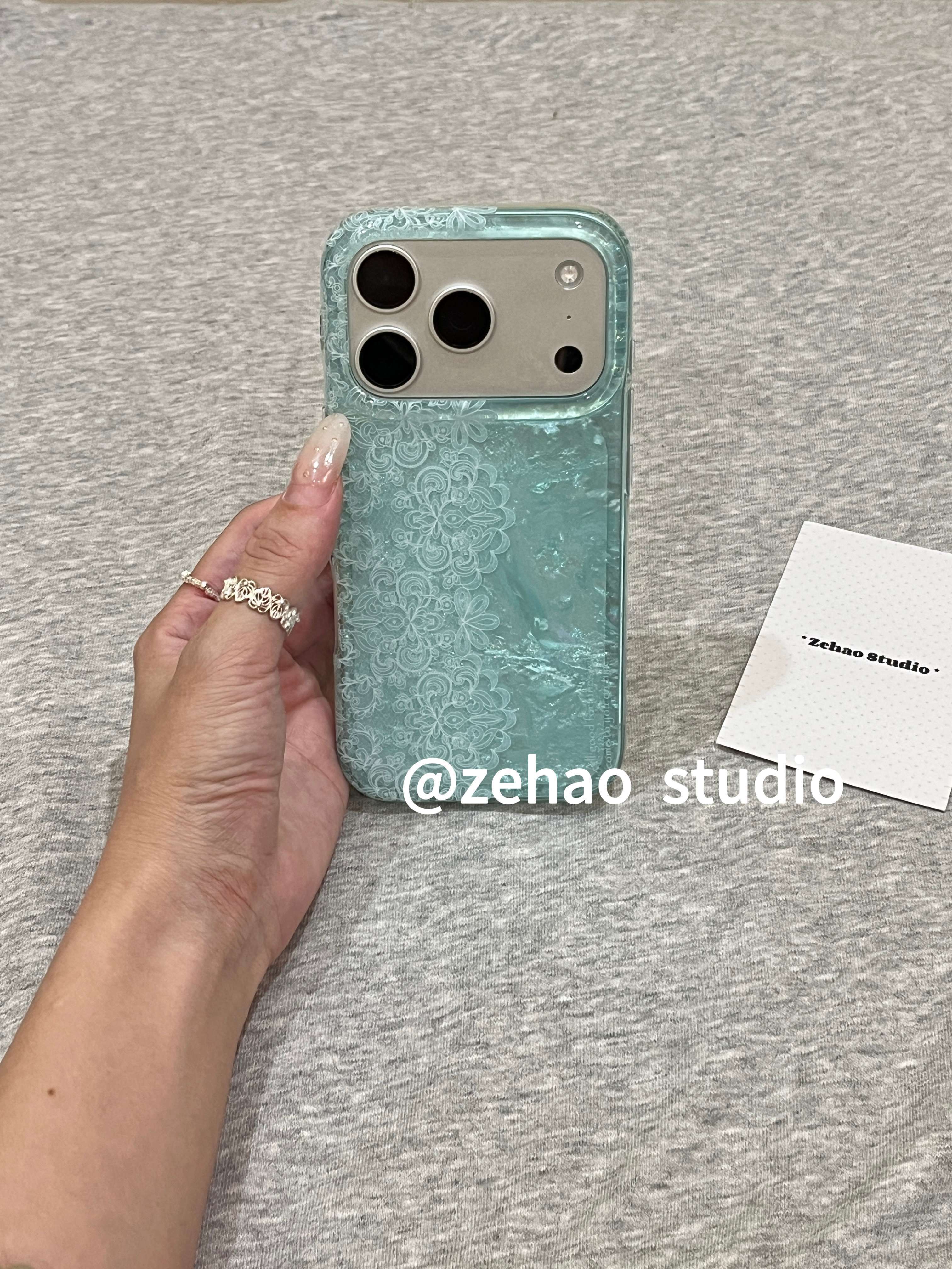 西多士透绿贝壳纹蕾丝适用于苹果17promax双层iphone16亮面15防摔手机壳