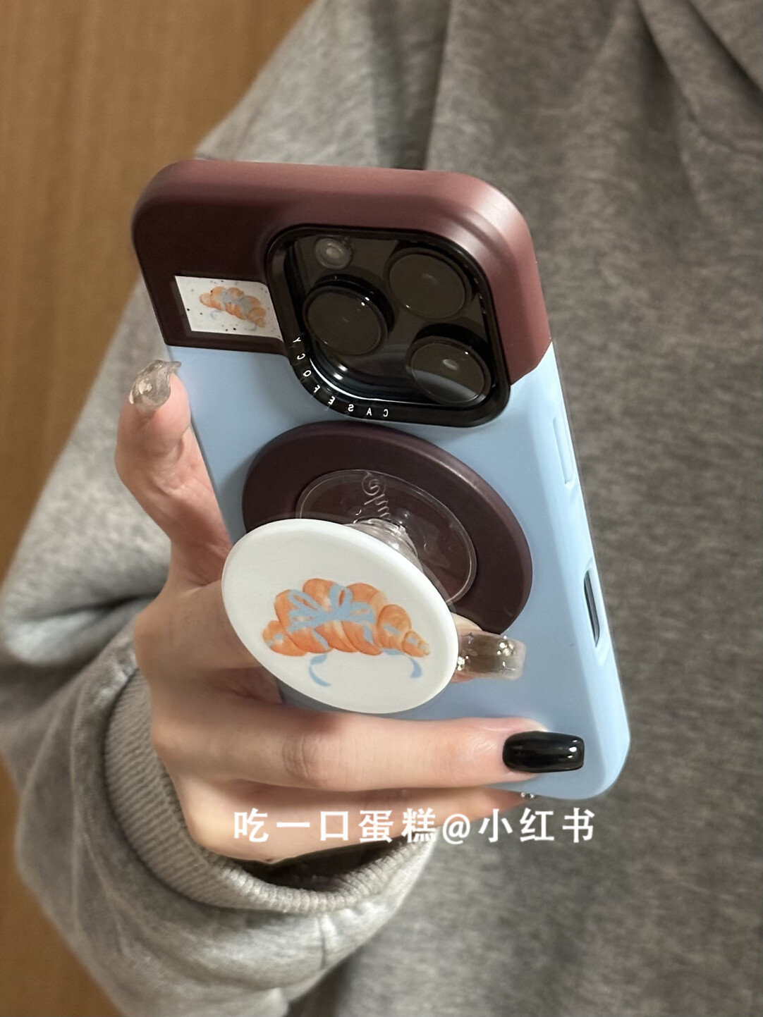 西多士英文蝴蝶结牛角包苹果16promax手机壳iphone15可爱1413磁吸17