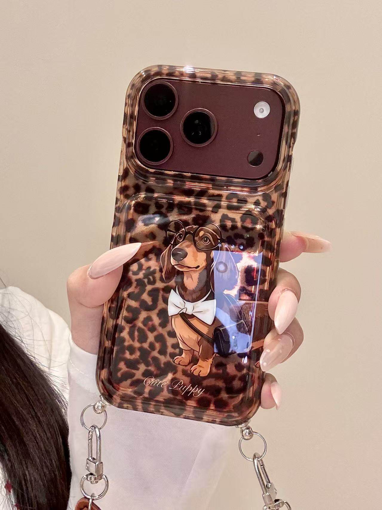 西多士适用于iphone18promax手机壳潮酷个性17豹纹眼镜挎包领结腊肠狗16