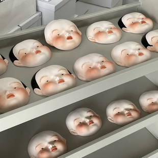 LIUXINYU｜景德镇手工陶瓷娃娃脸冰箱贴/装饰品｜釉上新彩