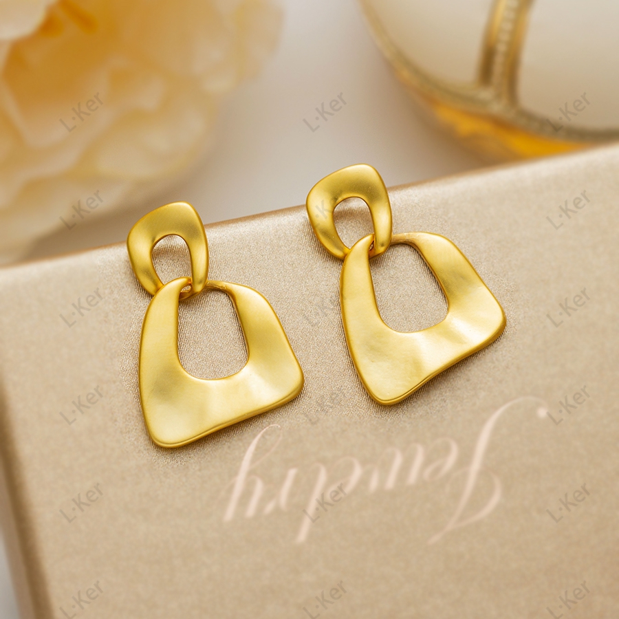 【流金岁月】2025夏季金色几何耳钉时尚感女士优雅显气质耳环1535