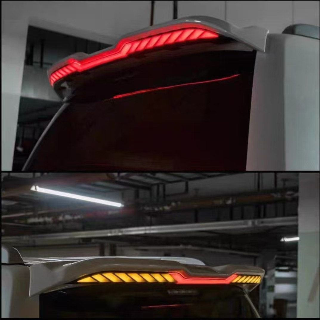 丰田霸道LC120后尾翼带灯警示灯