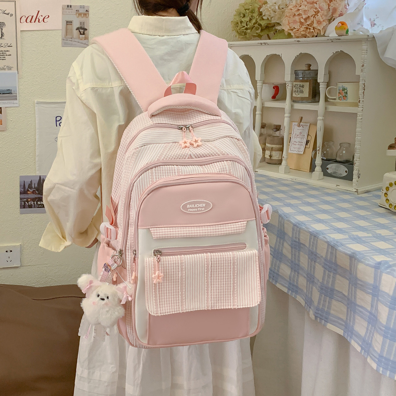 小清新条纹女学生轻便双肩包
