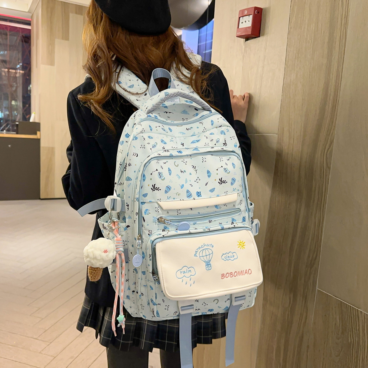 ins双肩包女高中生轻便百搭书包初中生高颜值大容量背包2026新款