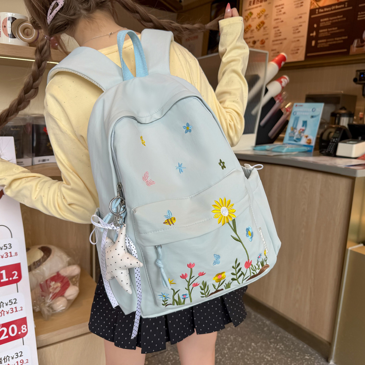 少女风蓝花刺绣大容量双肩包