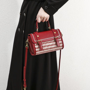 红色千鸟格剑桥包女2026新款 呢子包包手提新娘结婚包礼物斜挎小包