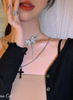 Princess Cat 京圈小富婆 满钻气质蝴蝶颈链+潮酷十字架 叠戴项链