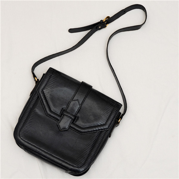 日本中古 YS*L 早期灵感缪斯 蜥蜴皮 单肩手提 正方形 风琴包