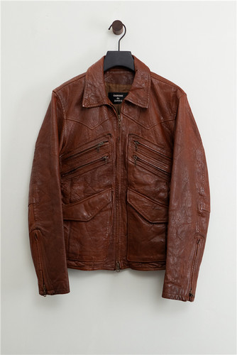 Cabane De Zucca 叄宅壹生弟子 水洗羊皮 双拉链 多袋机车皮衣