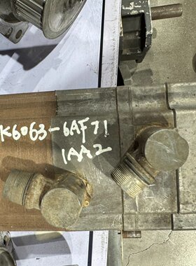 溢价-伺服电机1fk60636af711a后面看不清了
