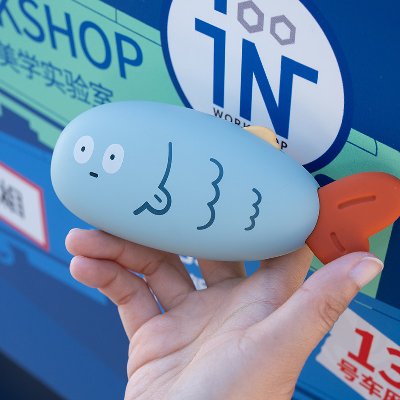 Rechargeable fish hand warmer 4800mAh 2-in-1 design - Taobao product photo 2