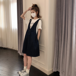 韩版小个子超火连体裙裤夏季2025新款盐系复古蝴蝶结设计感背带裤图片