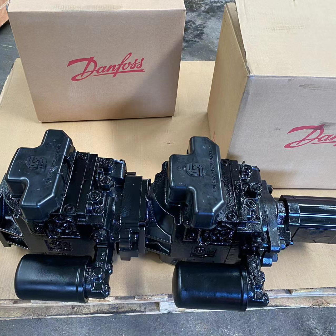 丹佛斯柱塞泵90L250KA5CD80T3C