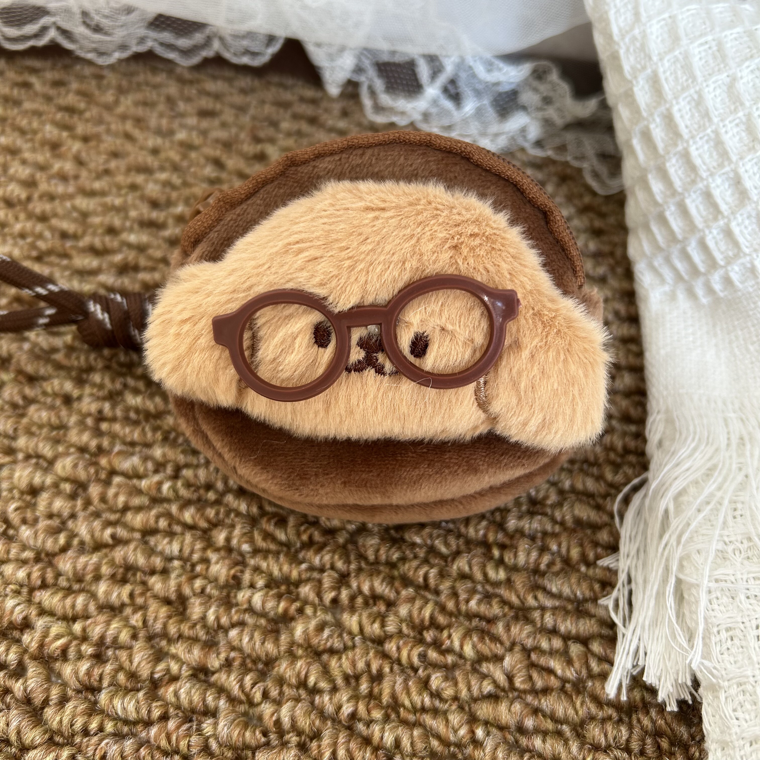 【汪汪～】可爱眼镜小狗挂件毛绒玩偶公仔钥匙扣包包挂饰耳机包