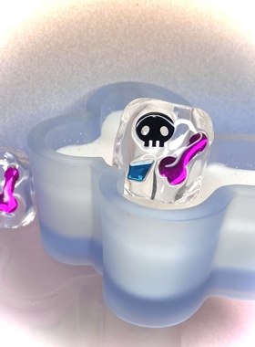 Abnormal group桃色谎言骷髅偏光透明夸张钻戒指原创设计方型