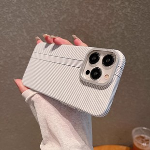 磁吸充电iphone15promax防摔14plus金属按键高级感13 超薄浮雕碳纤维纹适用苹果16pro手机壳新款 12pm硬外壳男