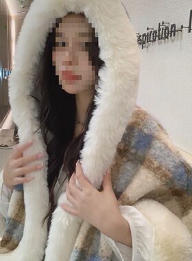 加绒加厚保暖格子披肩外套女秋冬新款大毛领连帽毛呢开衫披风斗篷