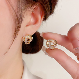 时尚轻奢S925银针微镶珍珠三角形缠绕耳钉 气质优雅高级感耳饰