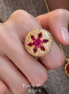 复古金色重工红宝色满钻花朵戒指