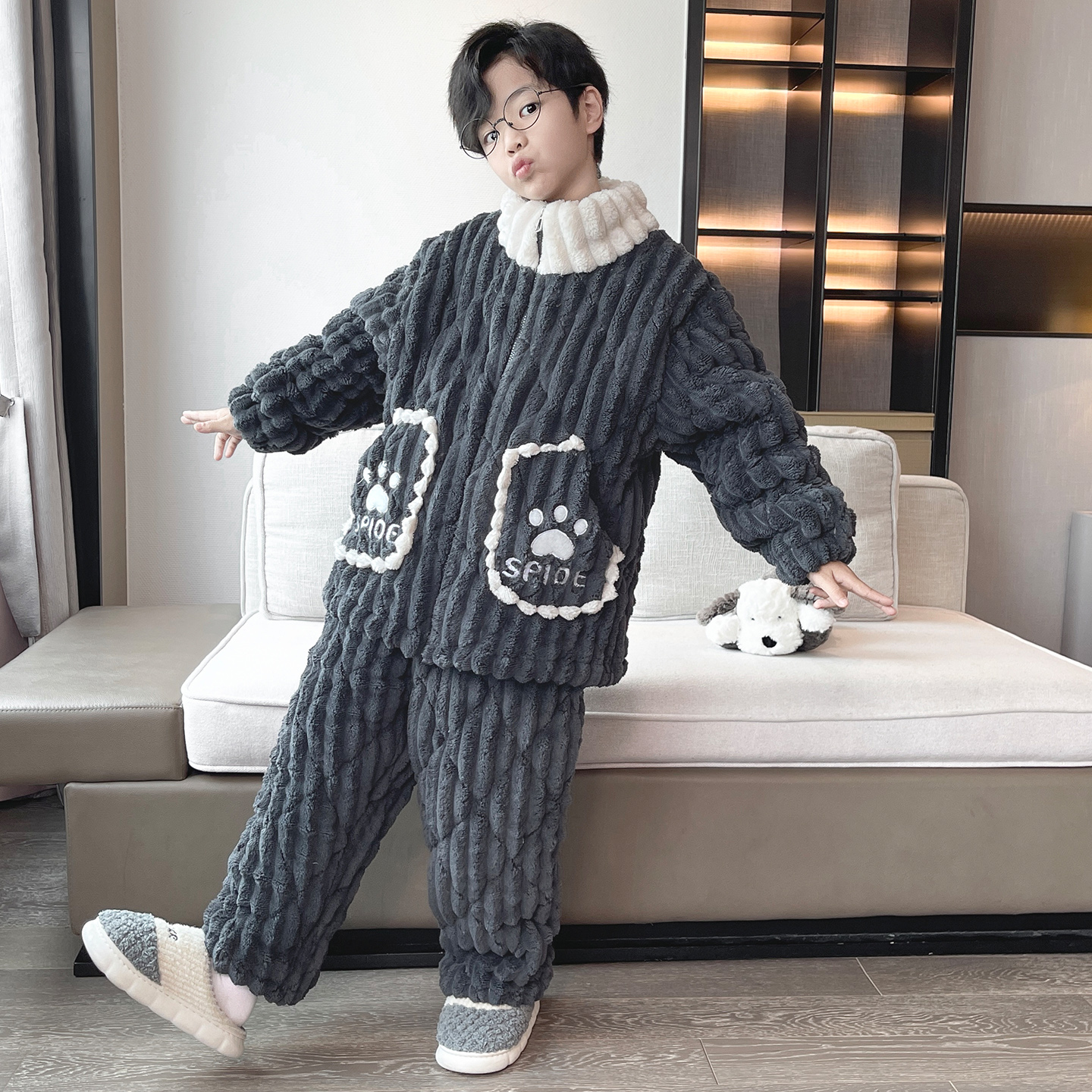 男童睡衣珊瑚绒秋冬季加厚款三层夹棉冬款儿童男孩2025新款家居服