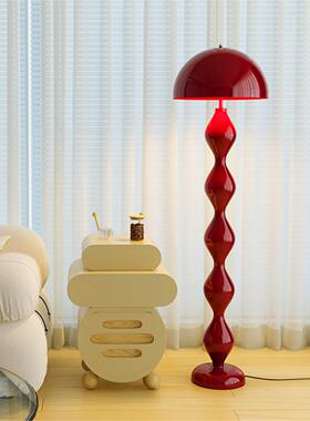 奶油风蘑菇落地灯简约现代客厅沙发高级感轻奢灯创意卧室氛围台灯