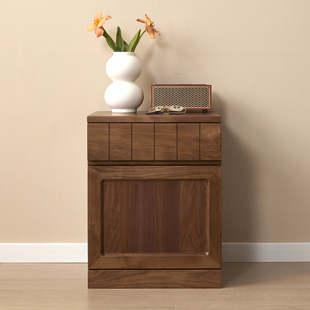 中古风格纯实木床头柜放保险柜的简约原木色储物柜卧室家具可定制