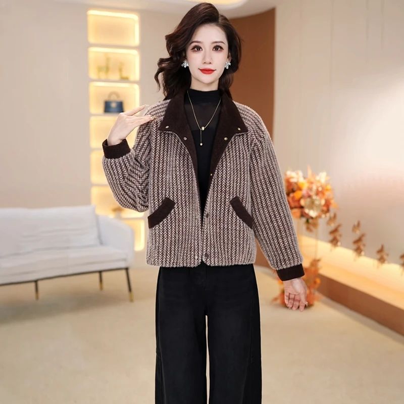 2025新款今年流行爆款中年妈妈装秋季优雅气质女装时尚休闲短外套