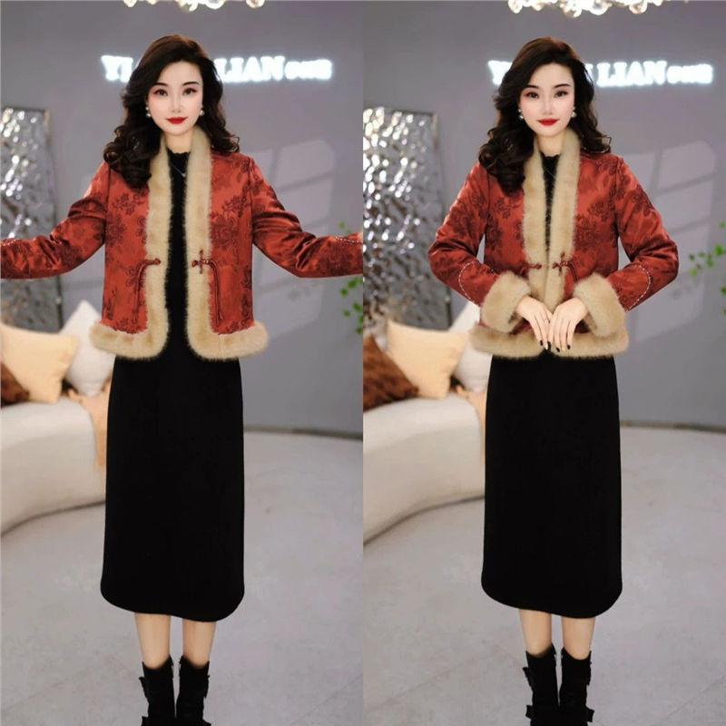 2025新款今年流行爆款外套冬新中式带毛领贵气轻奢国风提花套装裙